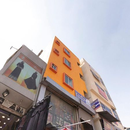 Spot On 71449 Ssr Lodging And Boarding Hotel Bangalore Exterior photo